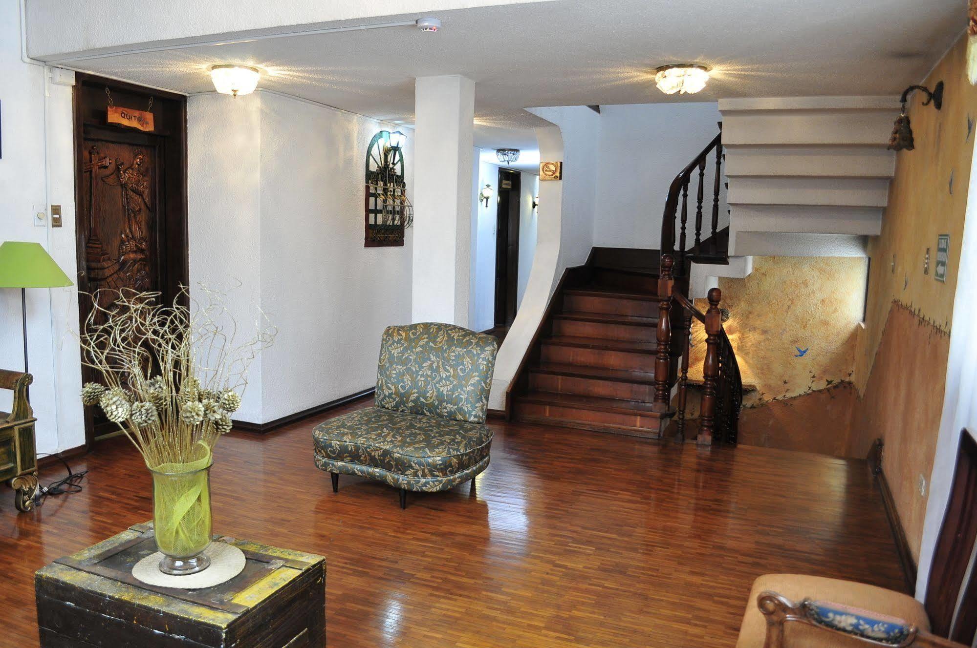 Hotel Nass Sol De Quito Exterior photo