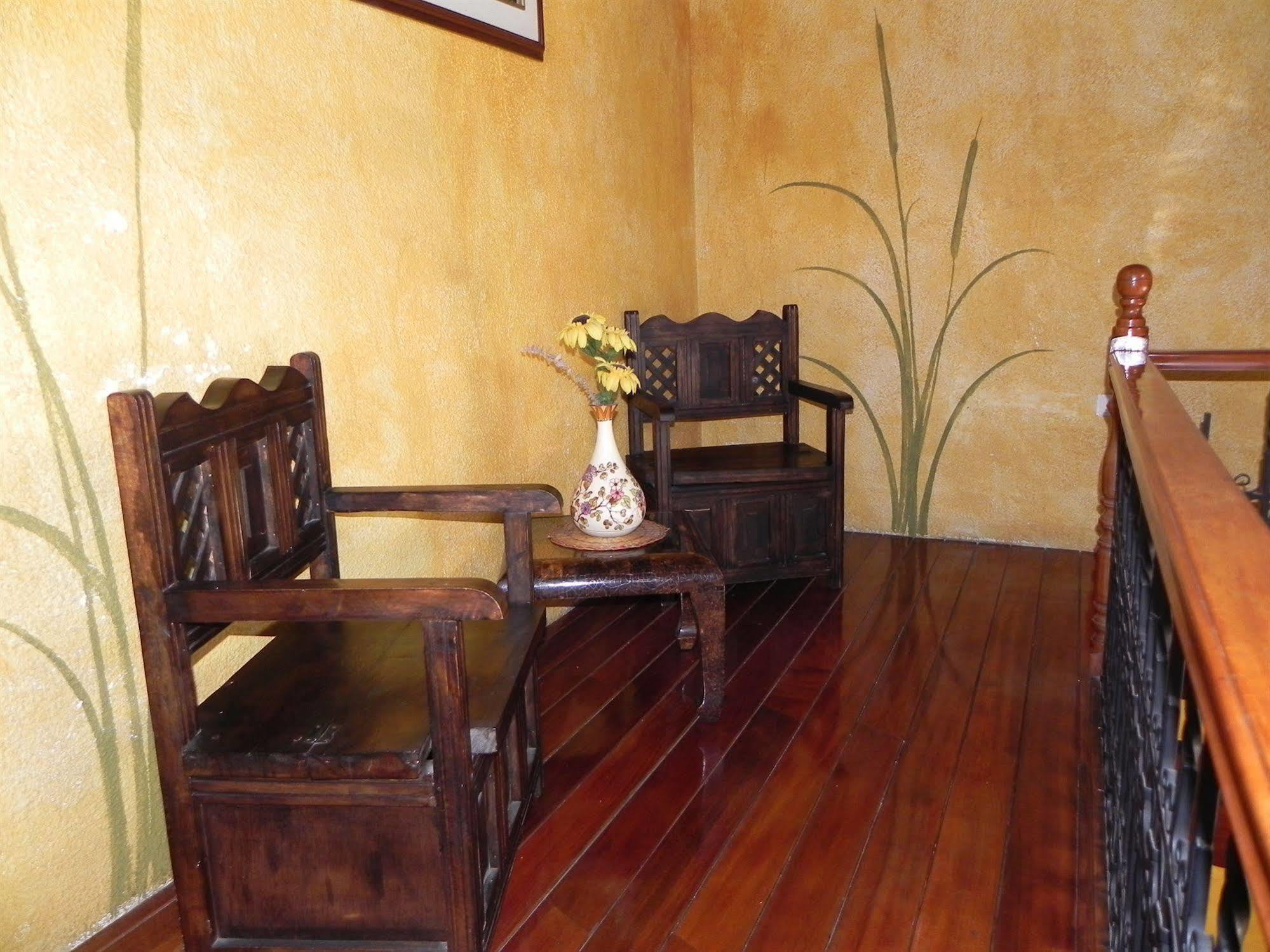 Hotel Nass Sol De Quito Exterior photo