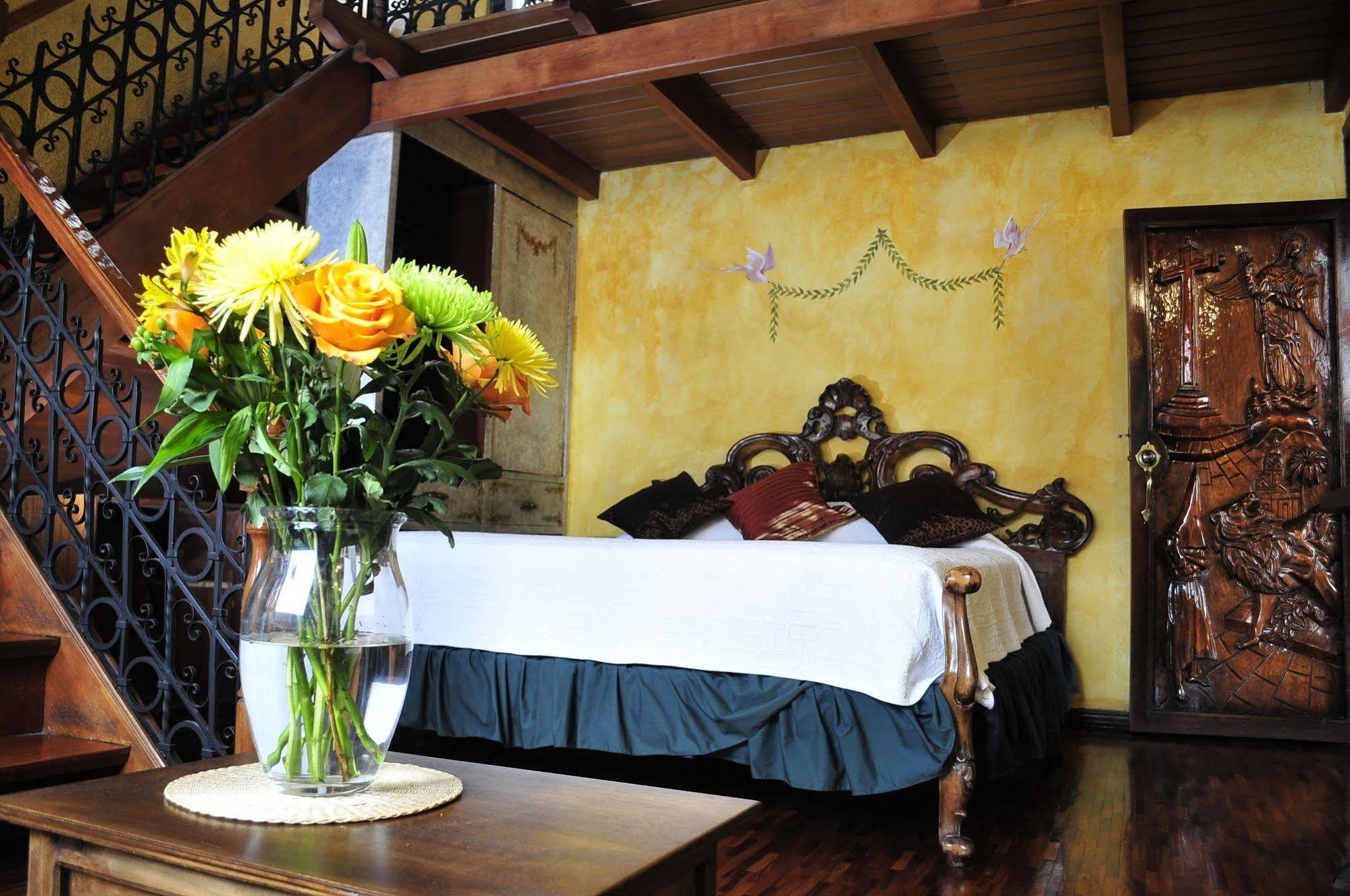Hotel Nass Sol De Quito Exterior photo